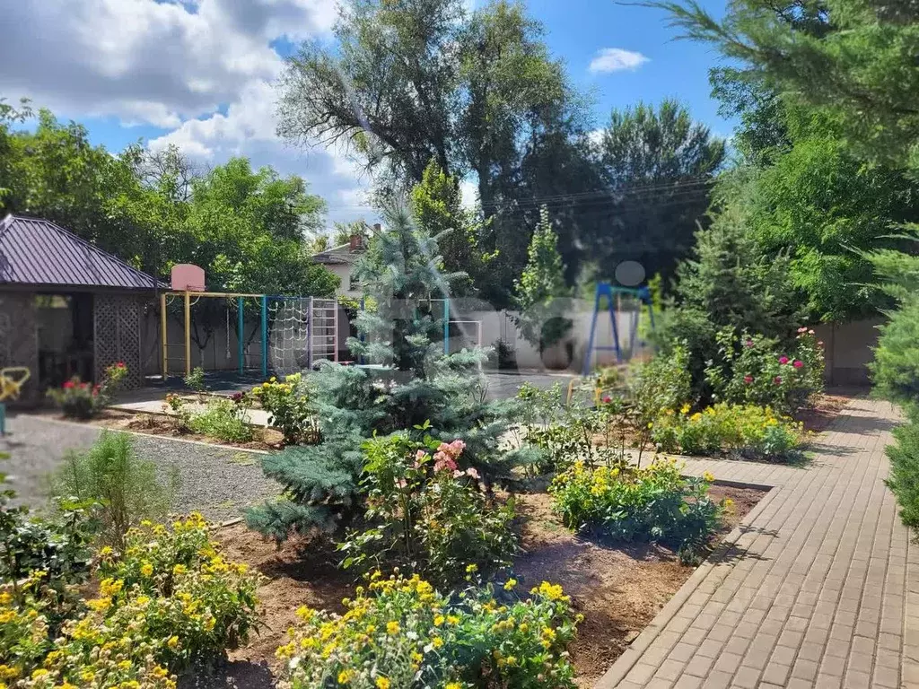 1-к кв. Крым, Саки ул. Курортная (49.4 м) - Фото 1