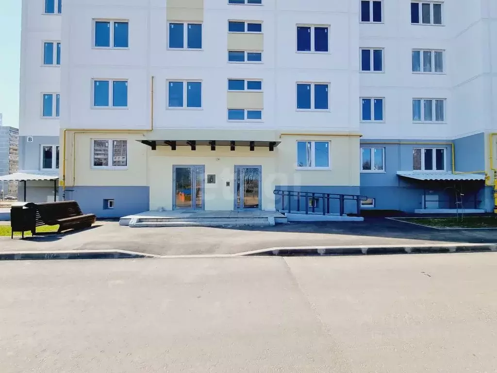 2-к кв. Смоленская область, Ярцево Кооперативная ул., 3 (58.4 м) - Фото 0