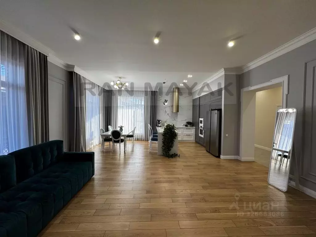 Дом в Адыгея, Майкоп Пролетарская ул., 210А (196 м) - Фото 2