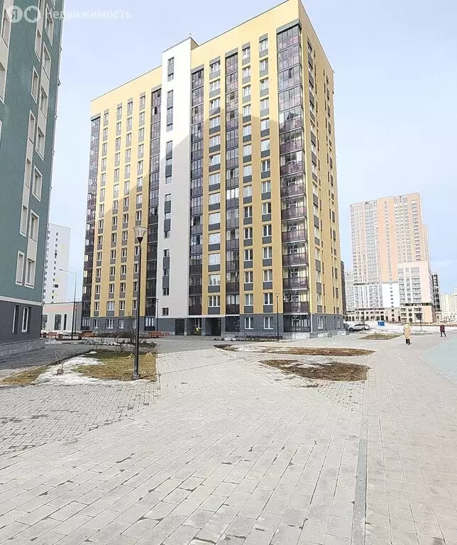 Квартира-студия: Екатеринбург, улица Академика Ландау, 38 (24 м) - Фото 2