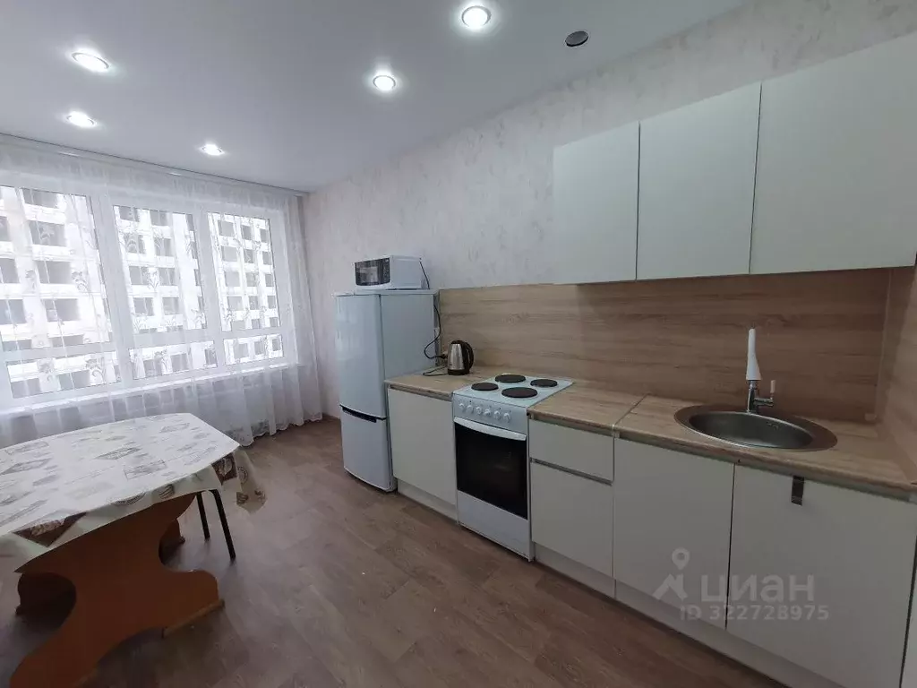 1-к кв. Удмуртия, Ижевск Клубная ул., 13В (35.0 м) - Фото 1