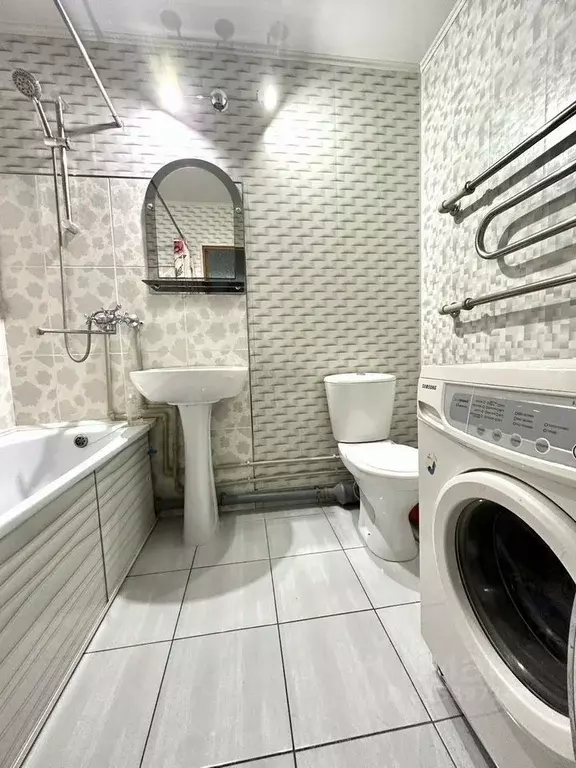 2-к кв. Карелия, Петрозаводск проезд Скандинавский, 16 (56.0 м) - Фото 0