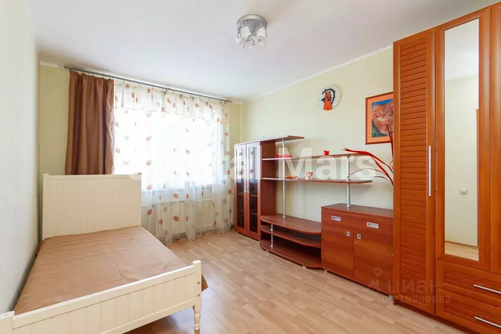 3-к кв. Москва ул. Василия Петушкова, 11 (76.0 м) - Фото 0
