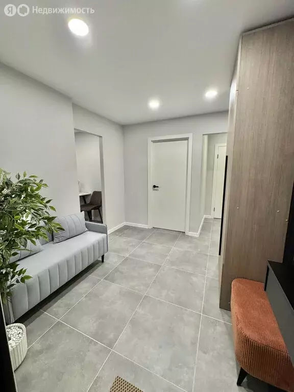 3-комнатная квартира: Киров, улица Маклина, 28 (68 м) - Фото 2