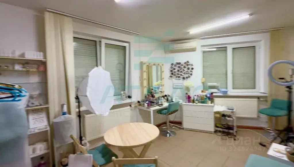 Офис в Крым, Симферополь ул. Некрасова, 23 (250 м) - Фото 1