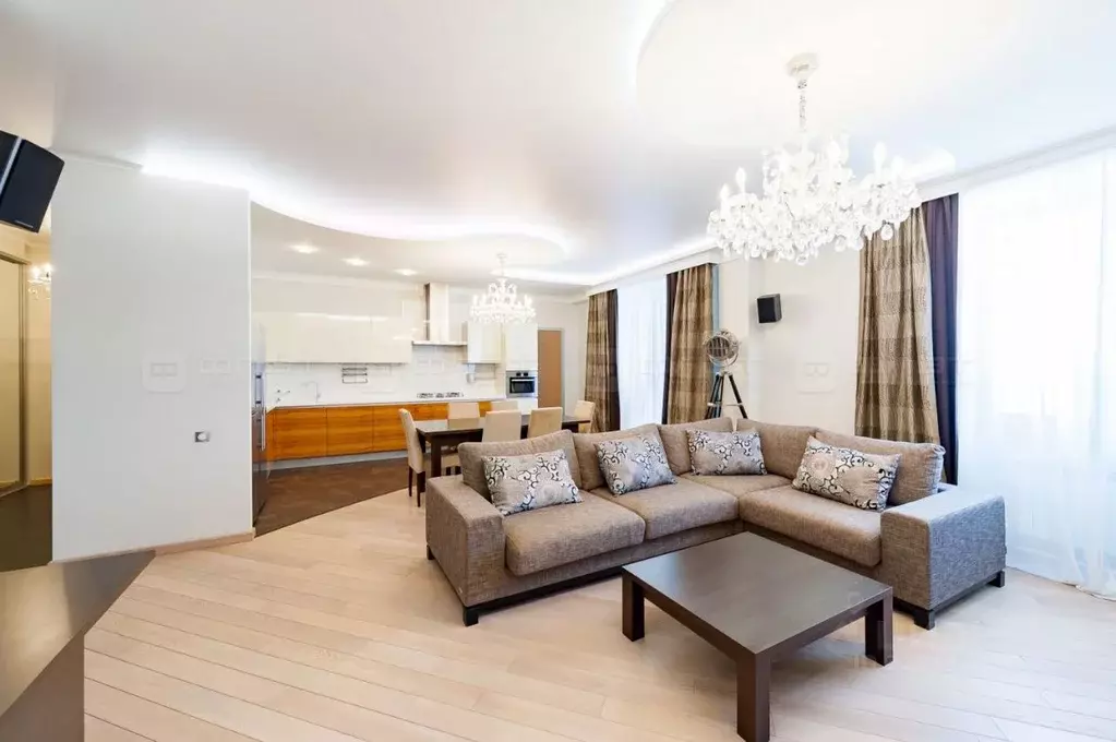 3-к кв. Татарстан, Казань ул. Касаткина, 20 (155.1 м) - Фото 0