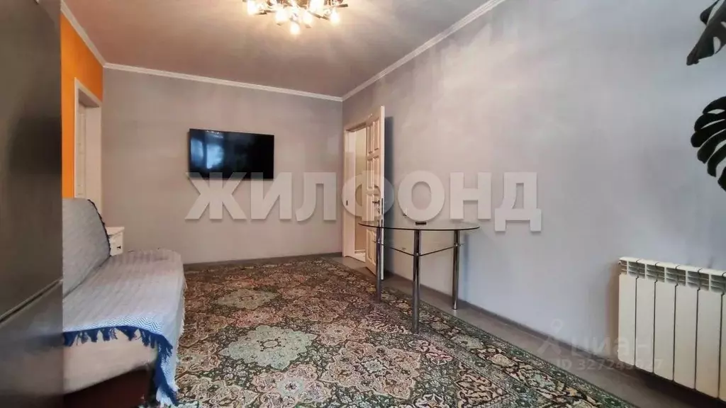 3-к кв. Кемеровская область, Кемерово ул. Шорникова, 1 (58.7 м) - Фото 2
