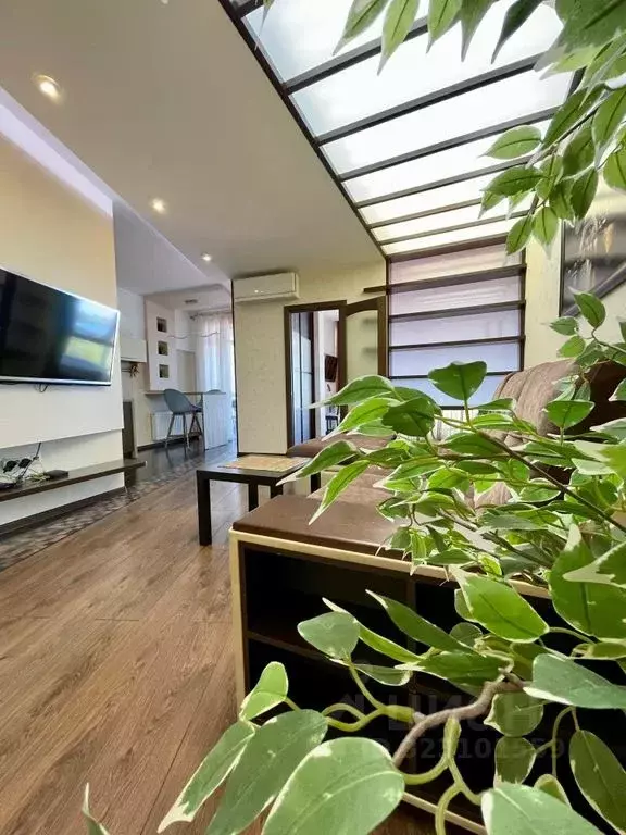 2-к кв. Краснодарский край, Сочи Центральный мкр, ул. Горького, 87 ... - Фото 1