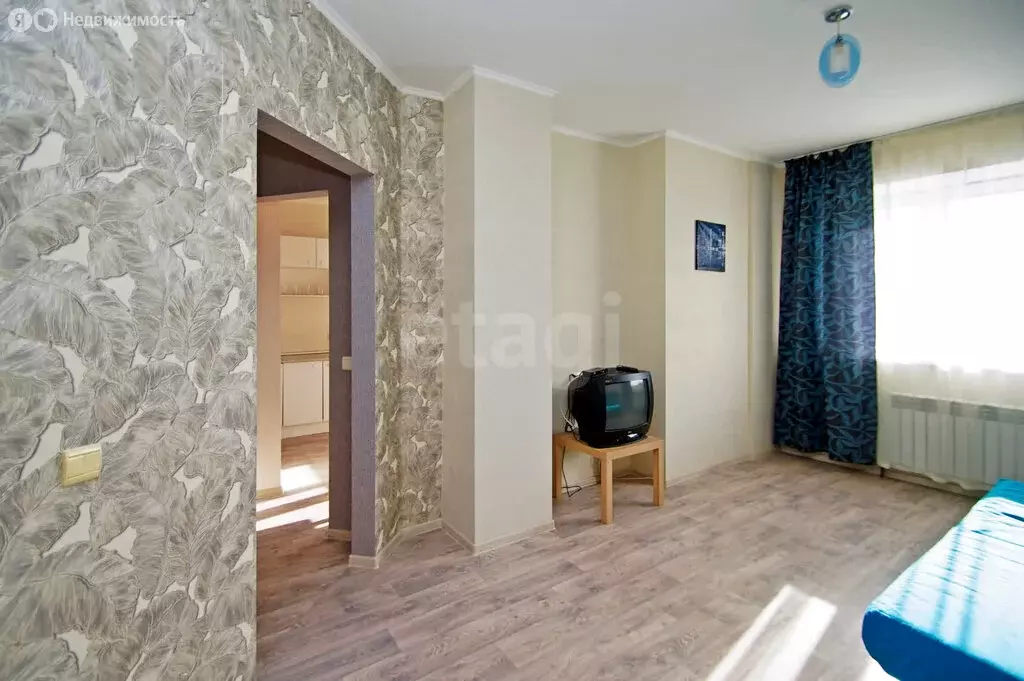 1-комнатная квартира: Омск, Светловская улица, 6 (35 м) - Фото 2