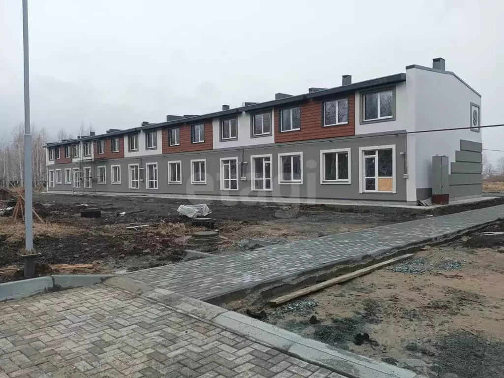 Таунхаус в Курганская область, Курган Заозерный жилрайон, 15-й мкр, 9 ... - Фото 2