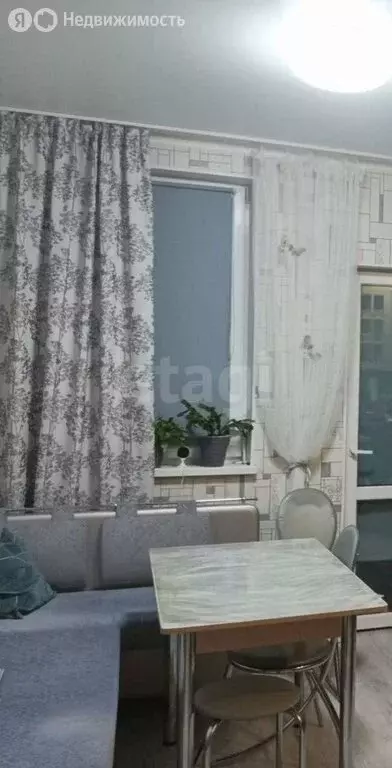 2-комнатная квартира: Калининград, Советский проспект, 81к2 (72 м) - Фото 2