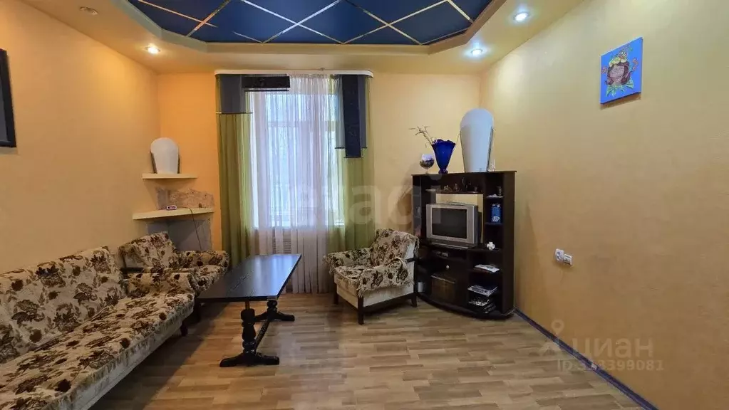 2-к кв. Смоленская область, Смоленск ул. Дзержинского, 2 (60.2 м) - Фото 1