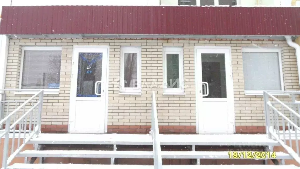 Помещение свободного назначения в Саратовская область, Балаково просп. ... - Фото 1