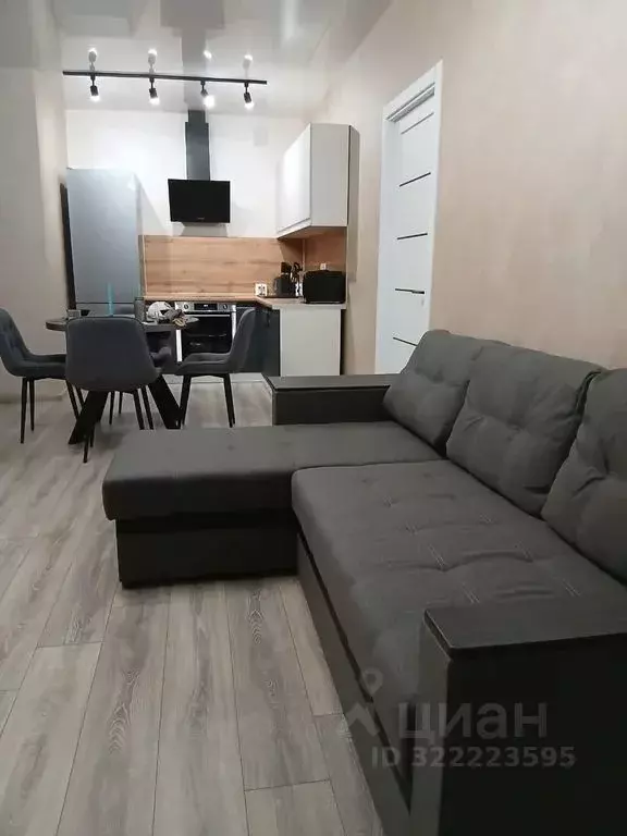 2-к кв. Волгоградская область, Волгоград Селенгинская ул., 7 (70.0 м) - Фото 2