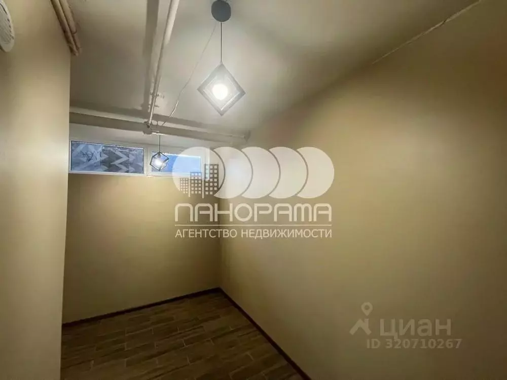 Офис в Краснодарский край, Анапа ул. Толстого, 130к1 (10 м) - Фото 0