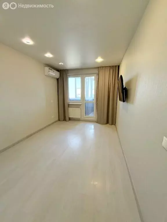 3-комнатная квартира: Москва, Варшавское шоссе, 106 (76.4 м) - Фото 1