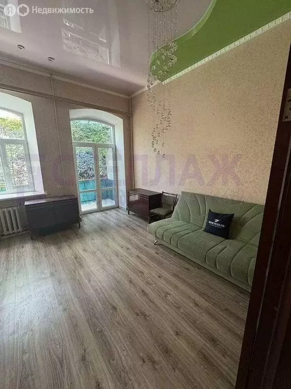 3-комнатная квартира: Феодосия, улица Десантников, 6 (77.5 м) - Фото 2