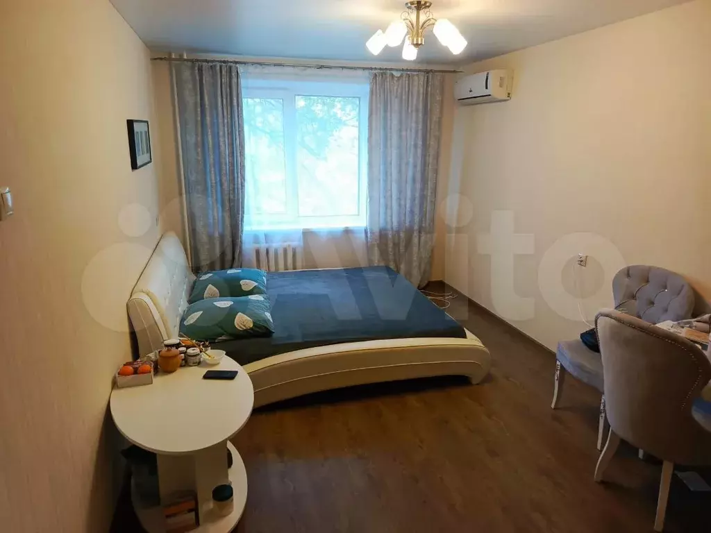 Комната 28,5 м в 3-к., 2/5 эт. - Фото 0