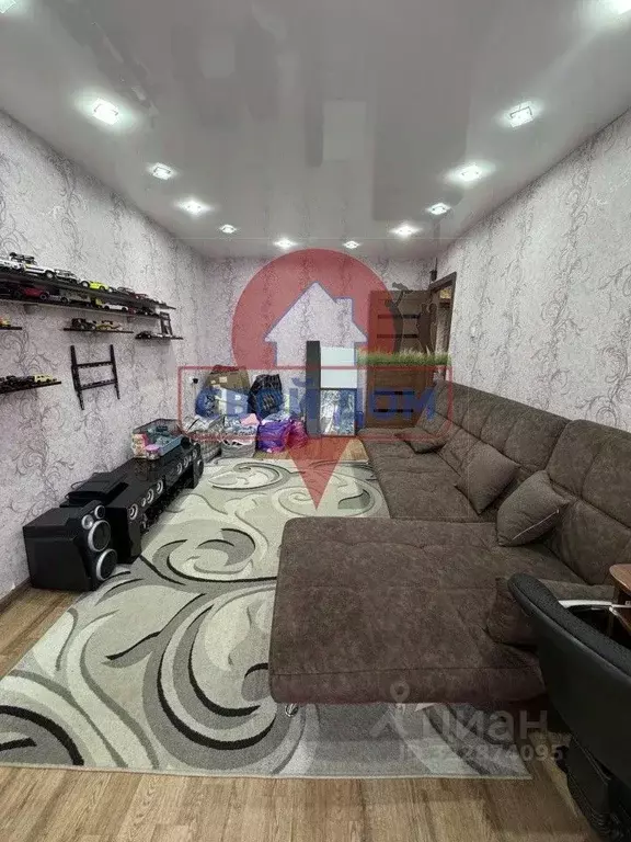 3-к кв. Оренбургская область, Орск Новый город мкр, ул. Короленко, ... - Фото 0