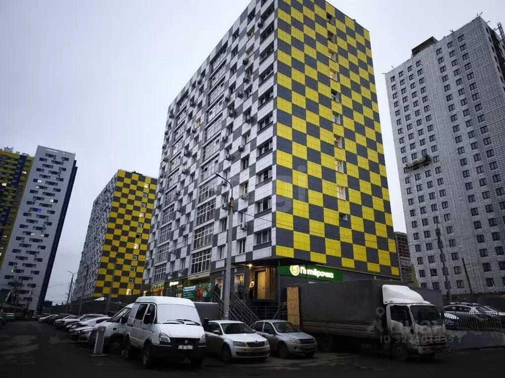 Торговая площадь в Башкортостан, Уфа ул. Пархоменко, 133/2 (355 м) - Фото 1