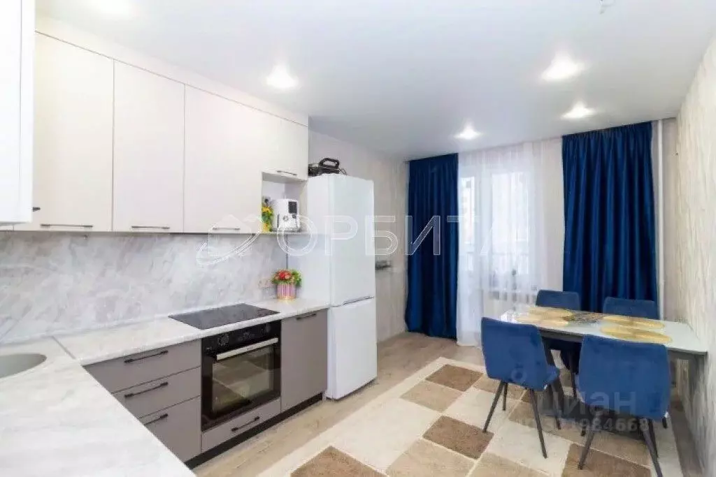 2-к кв. Тюменская область, Тюмень ул. Вадима Бованенко, 4 (58.6 м) - Фото 1