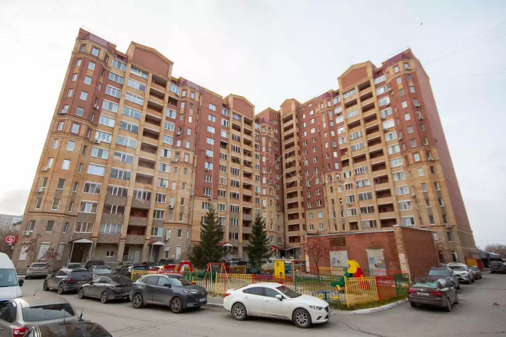1-комнатная квартира: Тюмень, улица Циолковского, 7 (46 м) - Фото 1