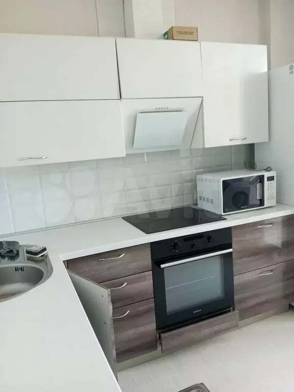 2-к. квартира, 55,8 м, 10/21 эт. - Фото 0