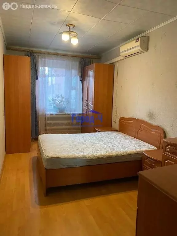 3-комнатная квартира: Чебоксары, улица Фридриха Энгельса, 3 (68 м) - Фото 1