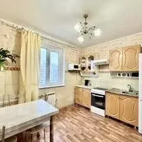 3-к кв. Курская область, Курск просп. Победы, 28 (79.2 м) - Фото 0
