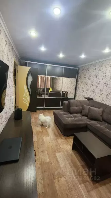 1-к кв. Белгородская область, Старый Оскол бул. Дружбы, 8 (35.0 м) - Фото 1