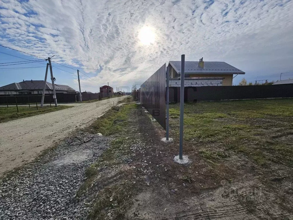 Участок в Свердловская область, Верхнее Дуброво пгт ул. Сочинская, 14 ... - Фото 1