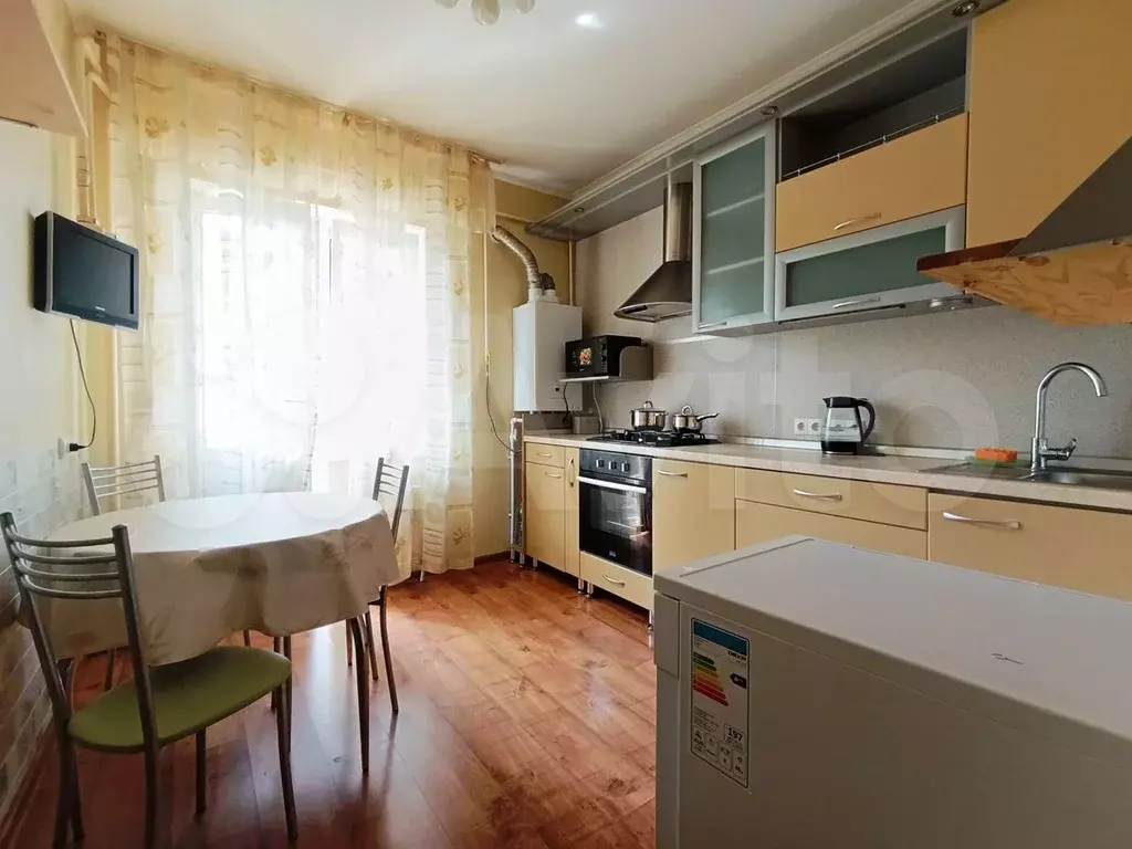 2-к. квартира, 61 м, 3/9 эт. - Фото 1