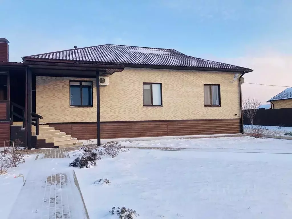 Дом в Белгородская область, Белгородский район, Новосадовское с/пос, ... - Фото 1