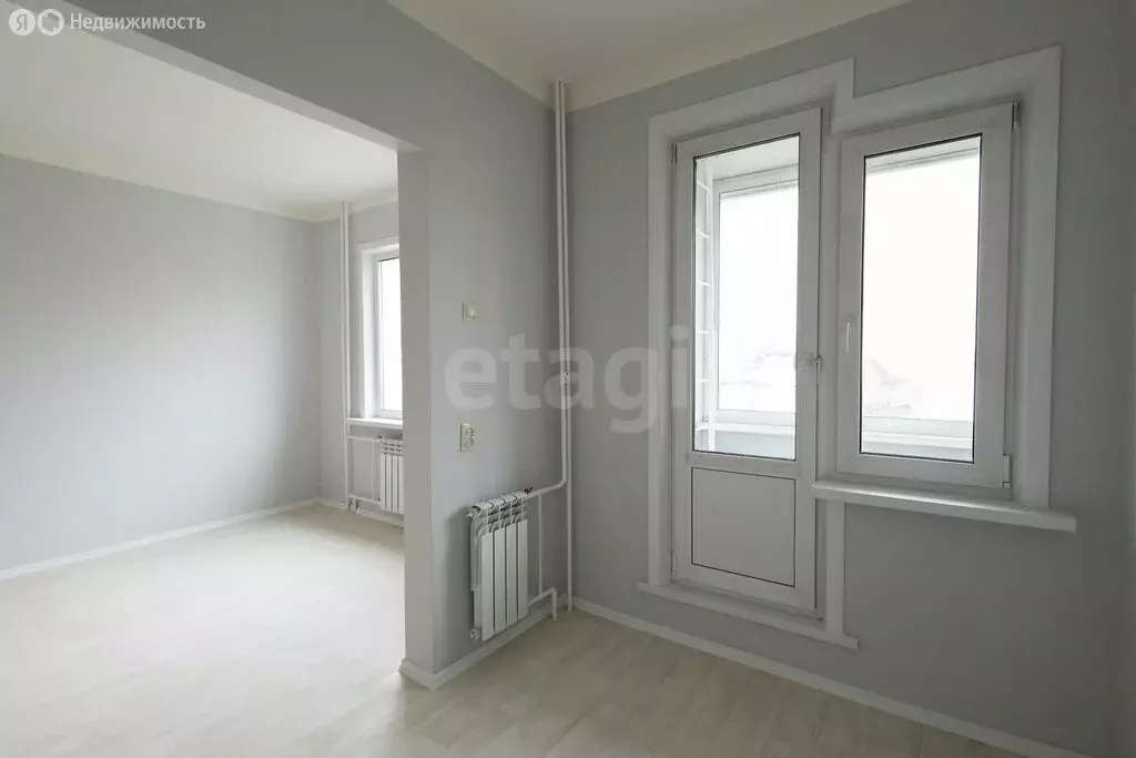 2-комнатная квартира: Иркутск, микрорайон Первомайский, 83 (28.4 м) - Фото 2