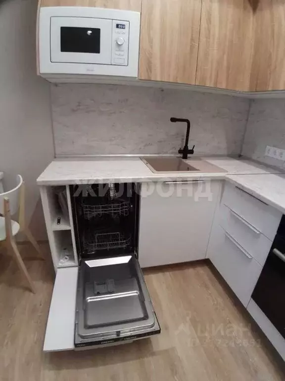 1-к кв. Новосибирская область, Новосибирск пл. Райсовета, 14 (42.0 м) - Фото 1