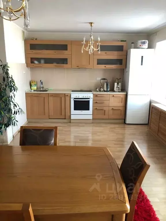 3-к кв. Приморский край, Владивосток Артековская ул., 1А (140.0 м) - Фото 1