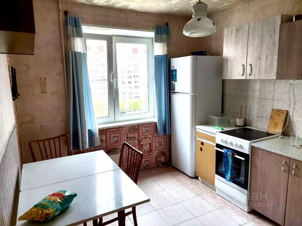 2-к кв. Московская область, Красногорск городской округ, Нахабино пгт ... - Фото 0