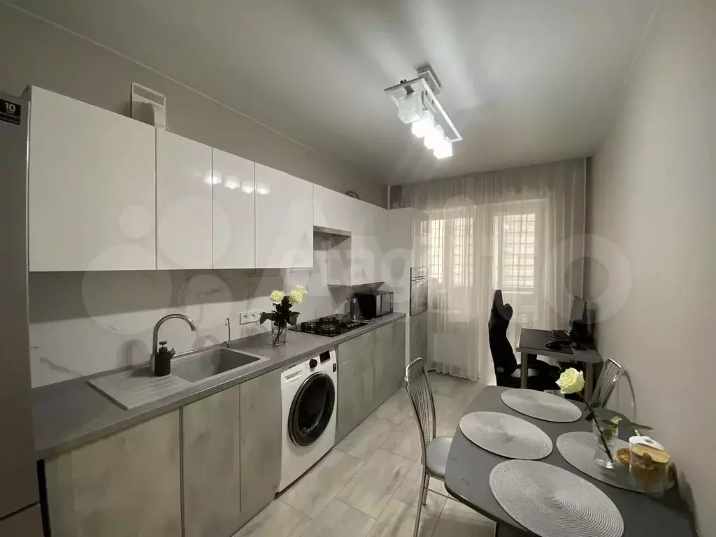 1-к. квартира, 41,5 м, 2/9 эт. - Фото 0
