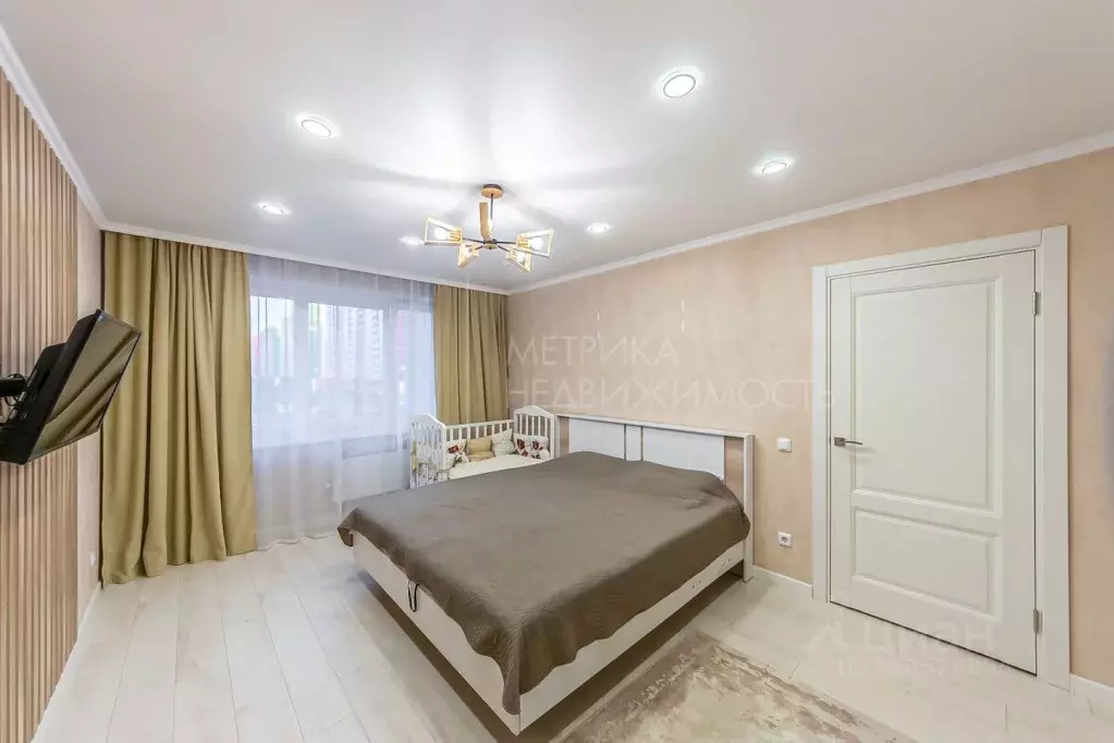 2-к кв. Тюменская область, Тюмень ул. Павла Шарова, 1к1 (59.8 м) - Фото 1