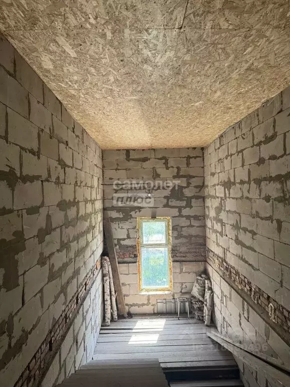 Дом в Омская область, с. Азово ул. Гейне, 3А (341 м) - Фото 2