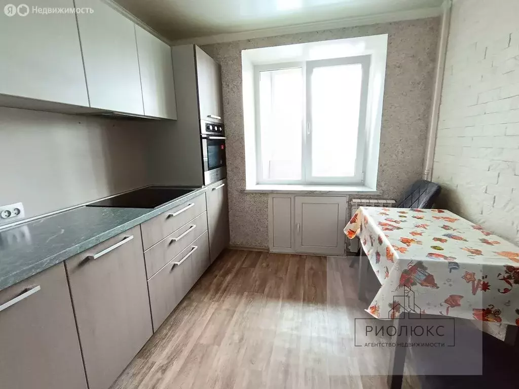 2-комнатная квартира: Магнитогорск, Уральская улица, 4/1 (47.6 м) - Фото 2