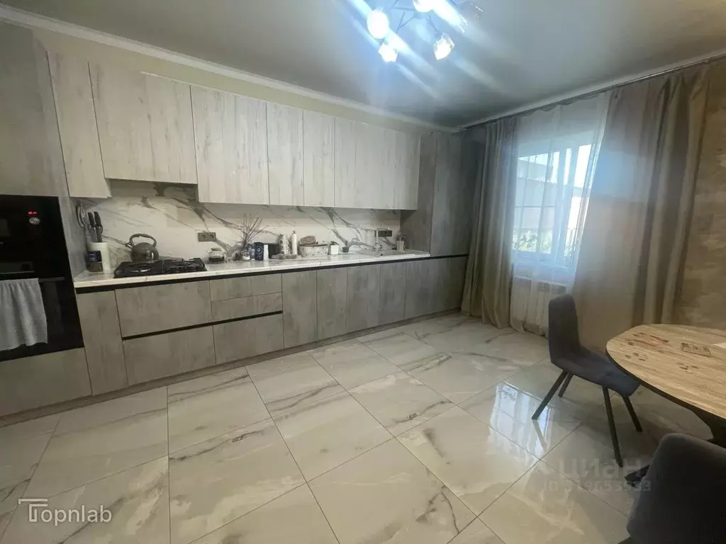 Дом в Ростовская область, Мясниковский район, с. Чалтырь ... - Фото 1