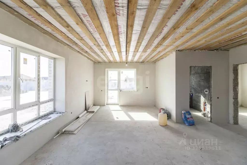 Дом в Тюменская область, Тюменский муниципальный округ, с. Чикча, ... - Фото 1