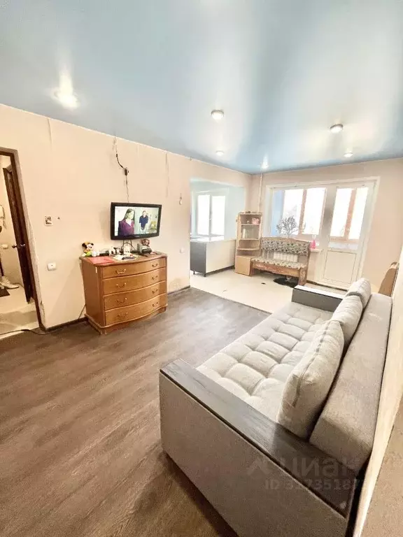 3-к кв. Волгоградская область, Волгоград ул. Козьмы Минина, 4А (58.0 ... - Фото 1