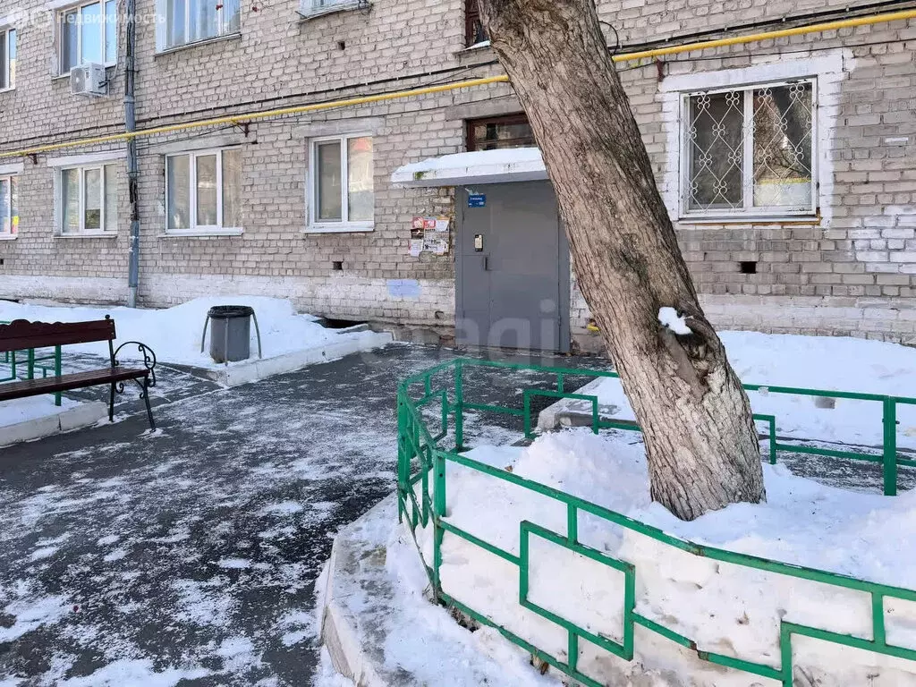 2-комнатная квартира: Тюмень, проезд Геологоразведчиков, 23 (43.3 м) - Фото 2