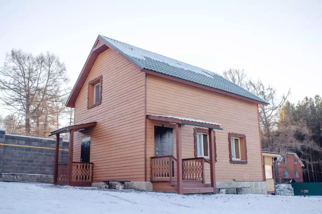 Дом в Башкортостан, Белорецкий район, Абзаковский сельсовет, с. ... - Фото 2