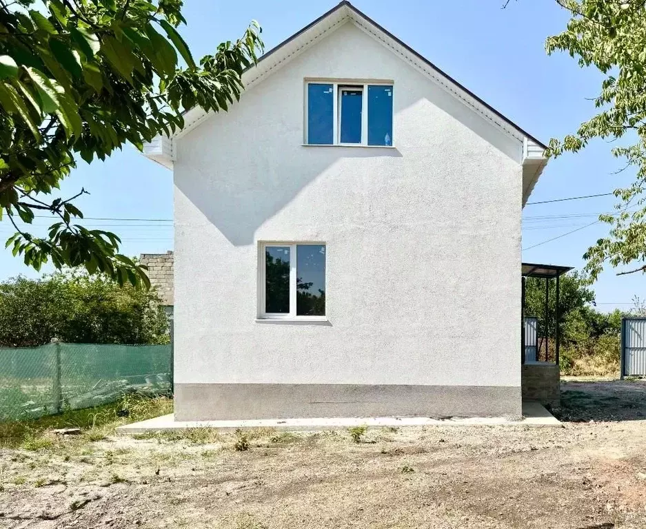 Дом в Крым, Симферопольский район, с. Трудовое ул. Зеленая (90 м) - Фото 0