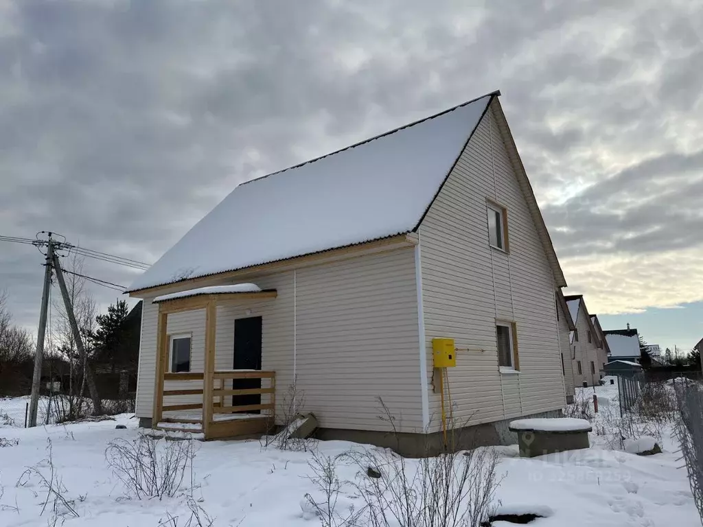 Дом в Ленинградская область, Отрадное Кировский район, 5-я линия, 120 ... - Фото 1