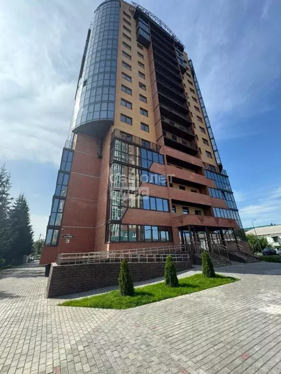 1-к кв. Омская область, Омск ул. 8-я Линия, 197А (41.1 м) - Фото 1