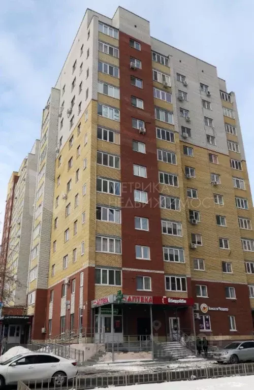 3-к кв. Тюменская область, Тюмень ул. Дружбы, 73 (89.3 м) - Фото 0